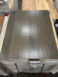 Engiclick - Birch Concrete