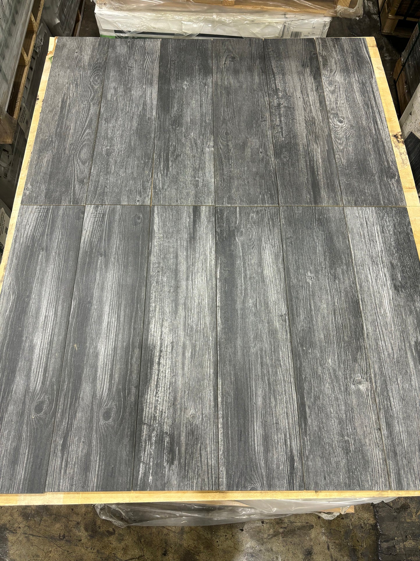 VIK - Graphite Oak 6"x36"