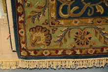 Load image into Gallery viewer, 5 x 8 Tufted Rug