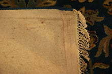 Load image into Gallery viewer, 5 x 8 Tufted Rug
