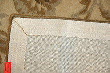 Load image into Gallery viewer, 5 x 8 Tufted Rug
