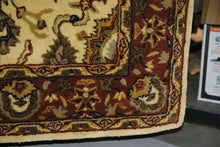 Load image into Gallery viewer, 5 x 8 Tufted Rug