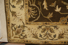 Load image into Gallery viewer, 5 x 8 Tufted Rug