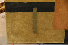 Load image into Gallery viewer, 5 x 8 Tufted Rug