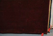 Load image into Gallery viewer, 5 x 8 Tufted Rug