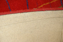 Load image into Gallery viewer, 5 x 8 Tufted Rug