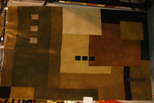 Load image into Gallery viewer, 5 x 8 Tufted Rug
