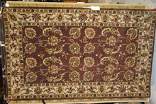 Load image into Gallery viewer, 5 x 8 Tufted Rug