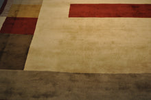 Load image into Gallery viewer, 10 x 14 Tufted High Quality Rug