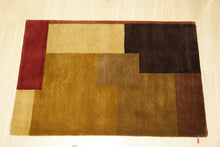 Load image into Gallery viewer, 3.5 x 5.5 Tufted Rug