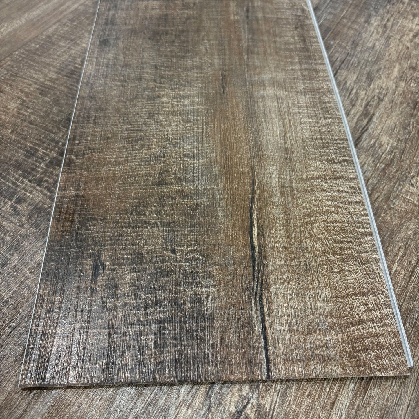 AARDEN MADERA WENGUÉ
