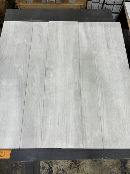 DAV - Braxton Blanca 8"x40"