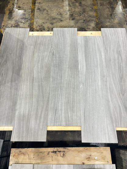 DAV - Braxton Grigia 8"x40"