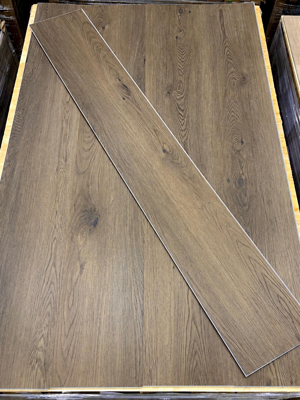 Walt - Dove Tail Oak