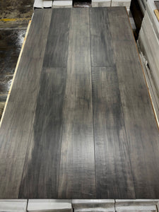Engiclick - Newberry Maple Graphite