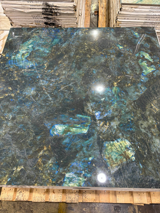 Labradorita Azul