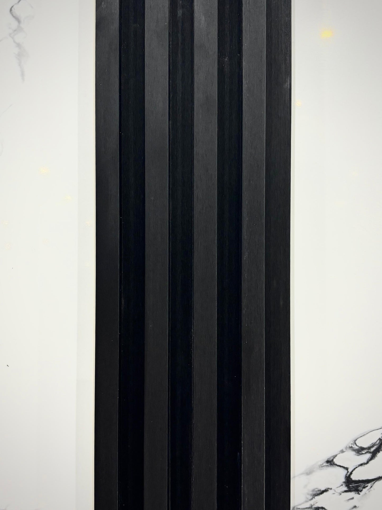 King - Noir W10