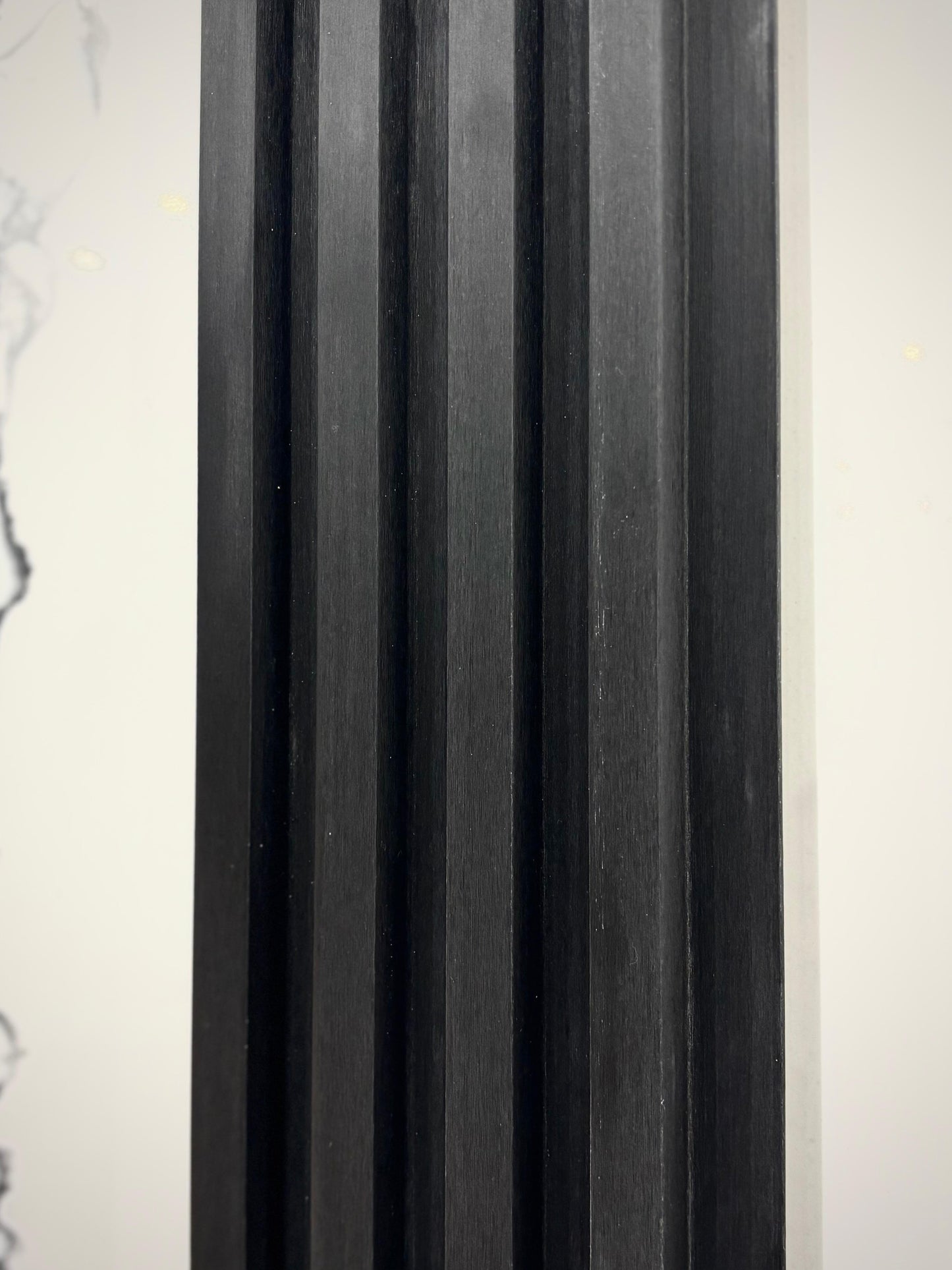 King - Noir W10