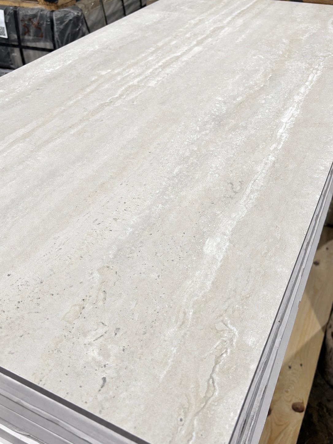 Geotiles - Stratos Vein Bone