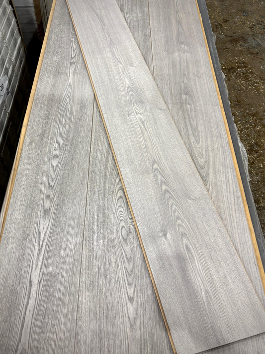 Swiss Giant - Pilatus Oak