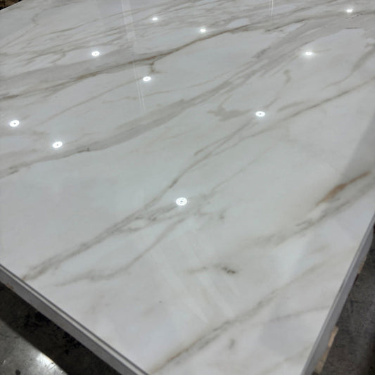 Calacatta Delicato