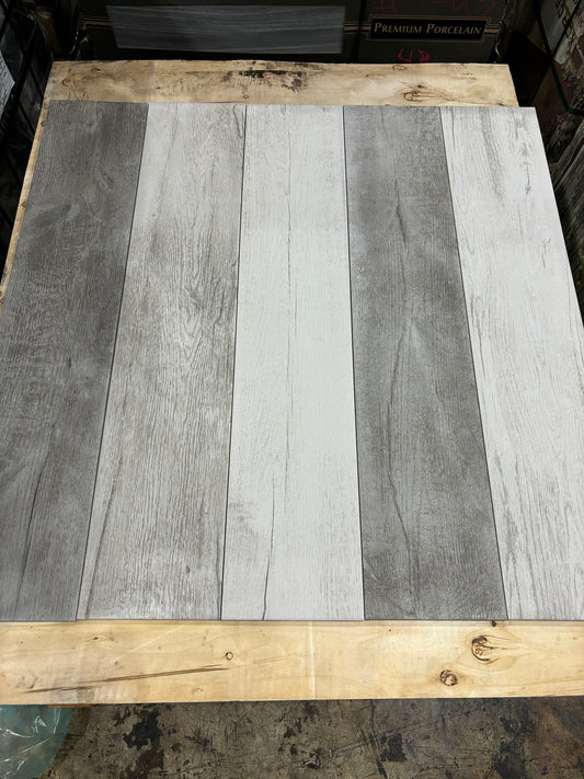 VIK - Beacon Gulf 9"x40"