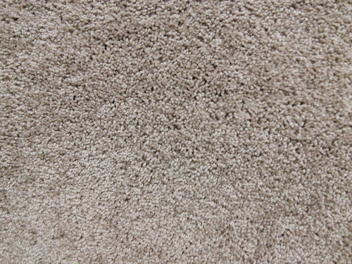 VA210 Residential Plush Carpet Honeycomb - CAR1067
